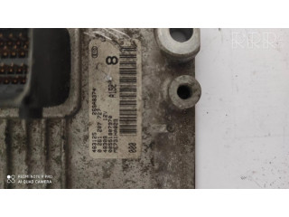 Блок управления двигателя 0261207727, 00551807970 Alfa Romeo 147