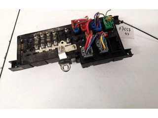 Блок предохранителей 8637841, 518322326 Volvo V70
