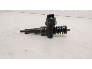 Форсунка 038130073J, 038130073AJ    Skoda Fabia Mk1 (6Y)   