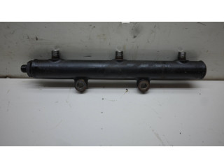 Топливная рампа 4R8Q9D280AC Jaguar XF X250