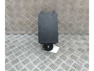 Блок предохранителей 31682732   Volvo S90, V90    