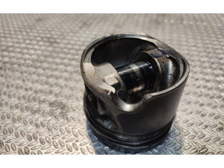 Píst 03L107065AG   Volkswagen Crafter  pro naftový motor 2.0  