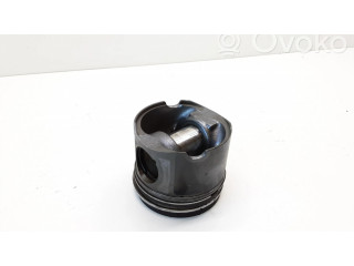 Píst 0840C BMW 3 E90 E91 pro naftový motor 2.0