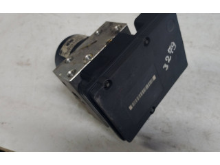 Jednotka ABS 47660EB33A Nissan Navara D22 2004