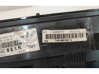Přístrojová deska Volkswagen Transporter - Caravelle T5 2008 7H0920851S, 110080204137