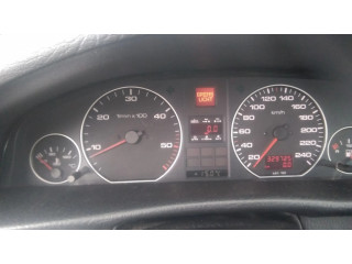 Панель приборов 4A1919033HP   Audi A6 S6 C4 4A       