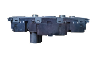 Блок управления климат-контролем 8682734 Volvo XC90