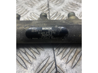 Топливная рампа 8658252, 0445215010 Volvo XC70