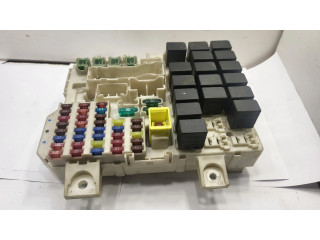 Блок предохранителей MN108319 Mitsubishi Colt CZ3