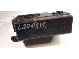 Блок предохранителей PR06900000, PR06401000 Mitsubishi L200