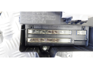 Блок предохранителей 8216550010, 8271250160   Lexus LS 460 - 600H    