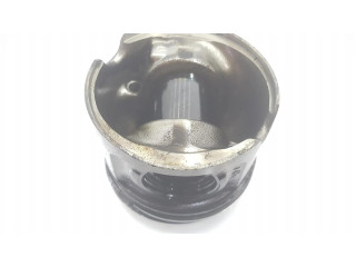 Píst 8506105 BMW X5 F15 pro naftový motor 3.0