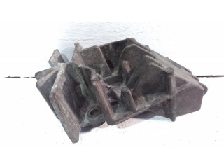 Кронштейн крепления двигателя