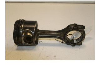 Поршень с шатуном 4N14 Mitsubishi Outlander