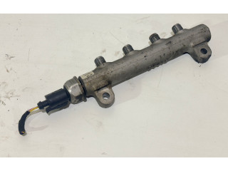 Vstřikovací lišta 314002A610 KIA Rio