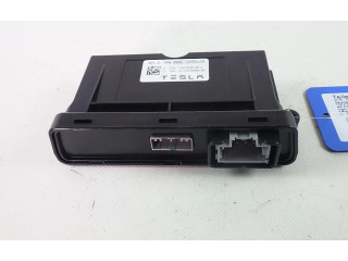 Блок управления 100761800E Tesla Model S