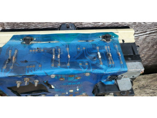 Přístrojová deska Volkswagen Jetta II 1984 191919059