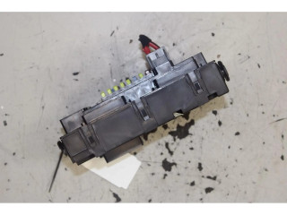 Блок предохранителей    Jeep Renegade    