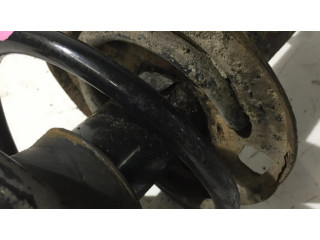 Передний амортизатор с пружиной      