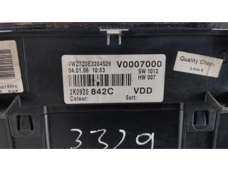 Přístrojová deska  Volkswagen Caddy 2005 2K0920842C, V0007000  