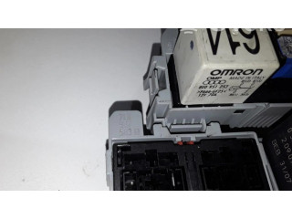   Pojistková skříňka 7L0937503D, 7L0937559   Audi Q7 4L 2008