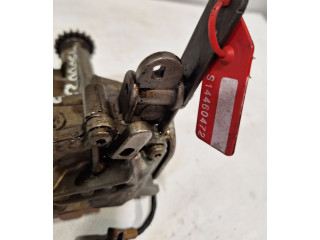 Масляный насос   150002257R, 1501000Q2L  Renault Clio IV 