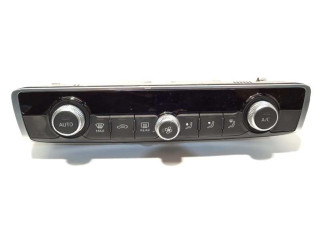 Блок управления климат-контролем 83A820043R, 83A820043RIMJ   Audi A1