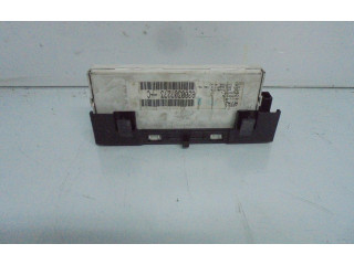 Дисплей    8200307273   Renault Clio III