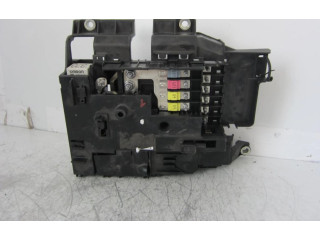   Pojistková skříňka    Porsche Cayenne (92A) 