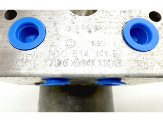 Блок АБС 7D0614111D, 7D0614111E Volkswagen Transporter - Caravelle T4 1991 - 2003 года