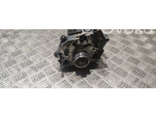 Топливный насос 30756125   Volvo V70  