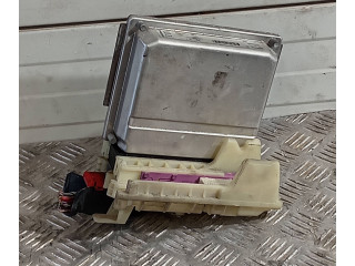 Блок управления двигателя 30637733A, 1039S00000 Volvo V70