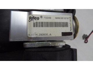 Вентилятор печки    30730698, 132781   Volvo XC90