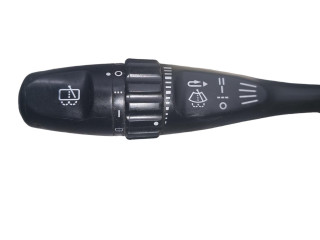 Ручка стеклоочистителей MR277930 Mitsubishi Pajero