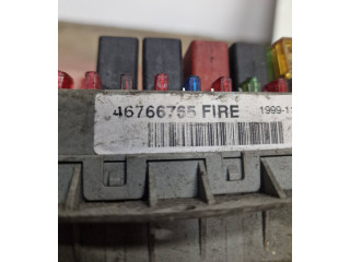 Рулевая рейка  Ящик предохранителей (комплект) 46766765   Fiat Punto (188) 1999 - 2010 года