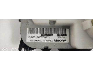 Блок управления климат-контролем IB1C300205   Jeep Cherokee III KJ