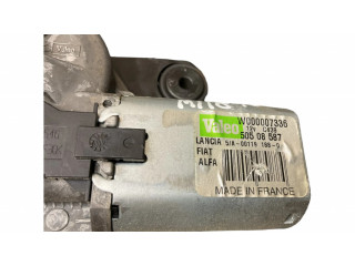 Моторчик заднего дворника 50508587, W000007336 Alfa Romeo MiTo