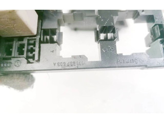 Блок предохранителей  1T1937503A, 1T1937503A   Volkswagen Golf Plus    