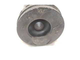 Поршень 7701476499, 7701476250 Renault Trafic II (X83)