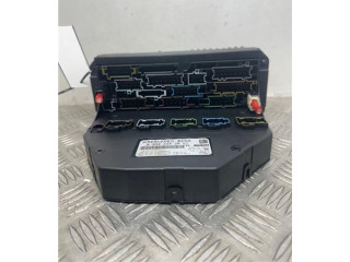 Pojistková skříňka Mercedes-Benz C W204 2008