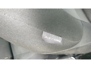 Подушка безопасности в сиденье    Alfa Romeo Giulietta