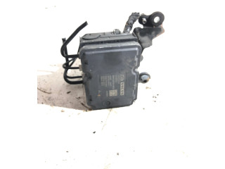 Блок АБС 31400101, 28526258213 Volvo S60 2014 - 2018 года