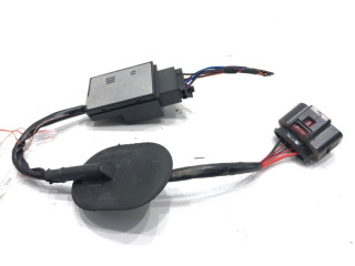 Блок управления 1K0906093J   Skoda Fabia Mk3 (NJ)