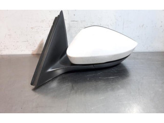 Зеркало электрическое Skoda Scala - года