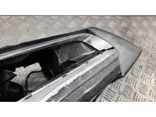 Передняя фара