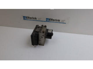 Блок АБС 30793445   Volvo  V70  2000 - 2004 года