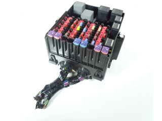 Блок предохранителей  8V51-14A073-AA, 8V51-14A073-AA   Ford Transit -  Tourneo Connect    