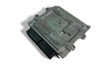 Блок управления двигателем Блок управления 32242004   Volvo XC90