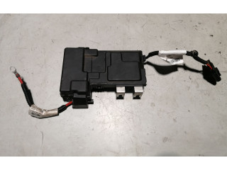 Блок предохранителей 31409755 Volvo S60