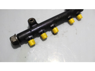 Магистральная трубка топлива